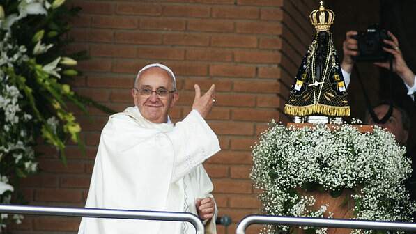 Resultado de imagem para Papa Francisco manda mensagem para devotos de Nossa Senhora Aparecida