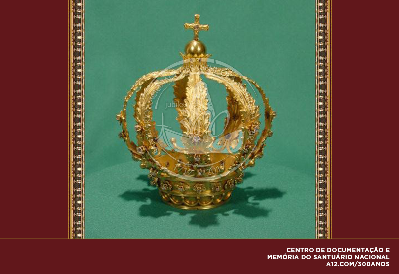 Coroa de ouro doada pela Princesa Isabel 