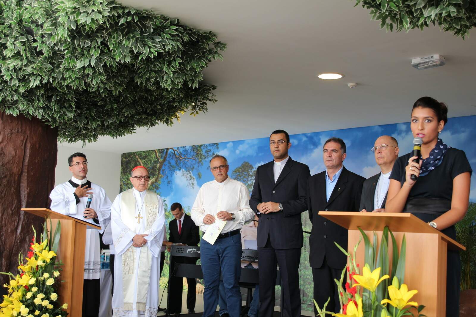 Inaugura&ccedil;&atilde;o do Museu de Cera - A12.com