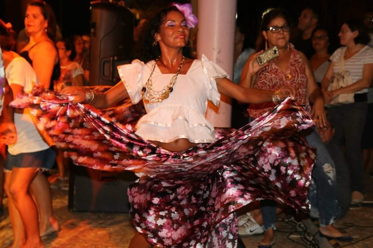 Elisangela Cavalheiro Elisangela Cavalheiro