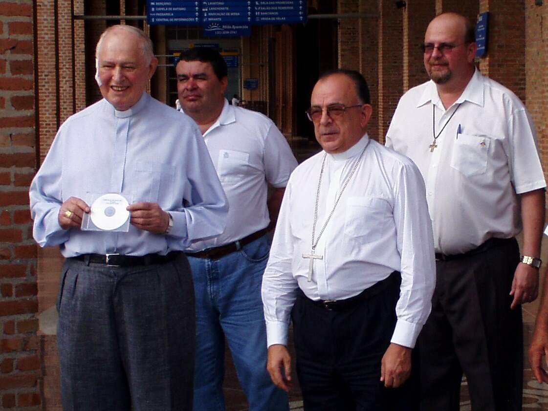 Centro de Documentação e Memória (CDM) - Santuário Nacional Centro de Documentação e Memória (CDM) - Santuário Nacional