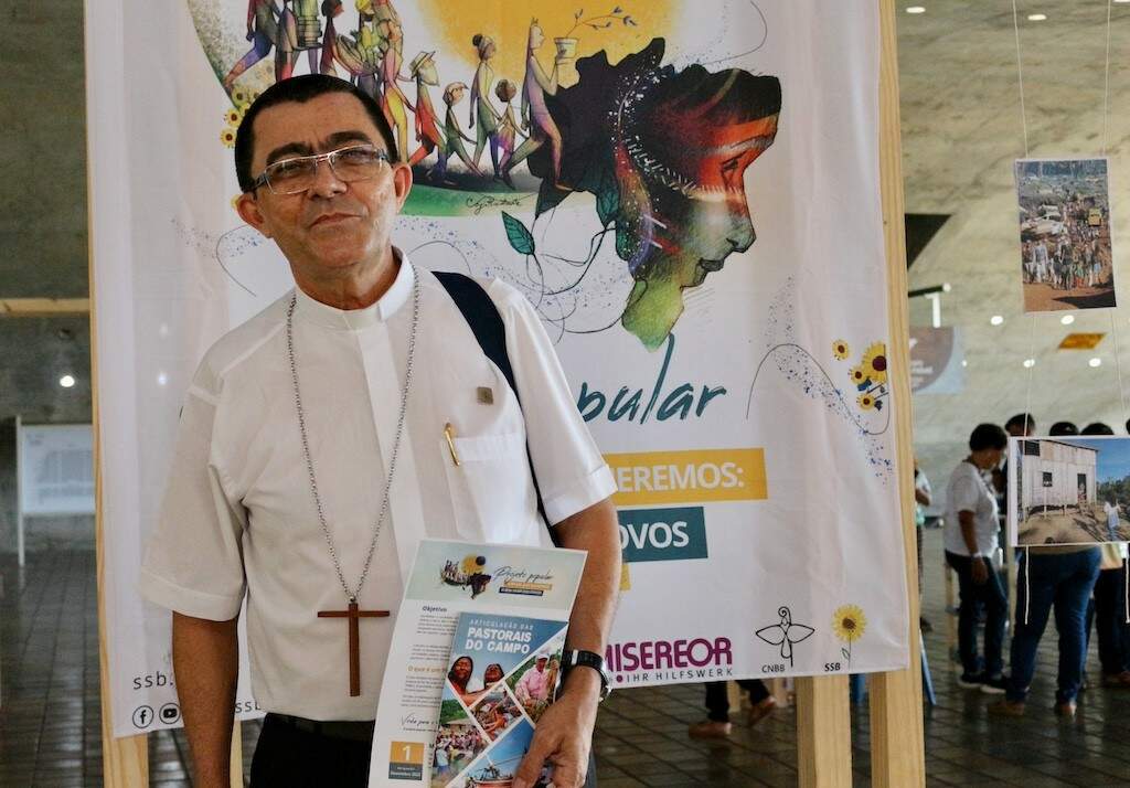 Cláudia Pereira Cláudia Pereira