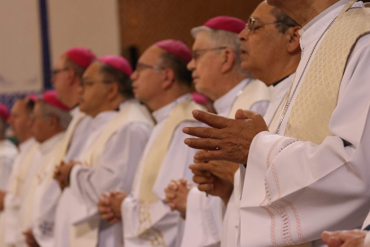 Gustavo Cabral - A12 Gustavo Cabral - A12