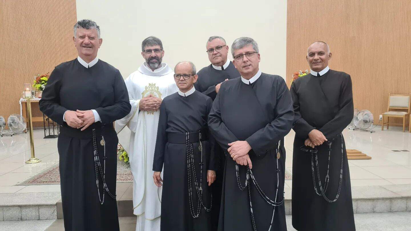 Pascom/ Santuário e Paróquia São Geraldo Pascom/ Santuário e Paróquia São Geraldo