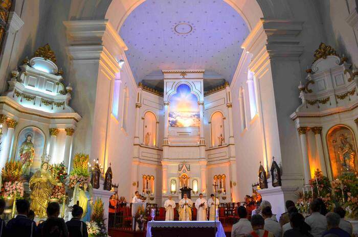 Catedral de Maceio festeja padroeira Nossa Senhora dos Prazeres em Alagoas