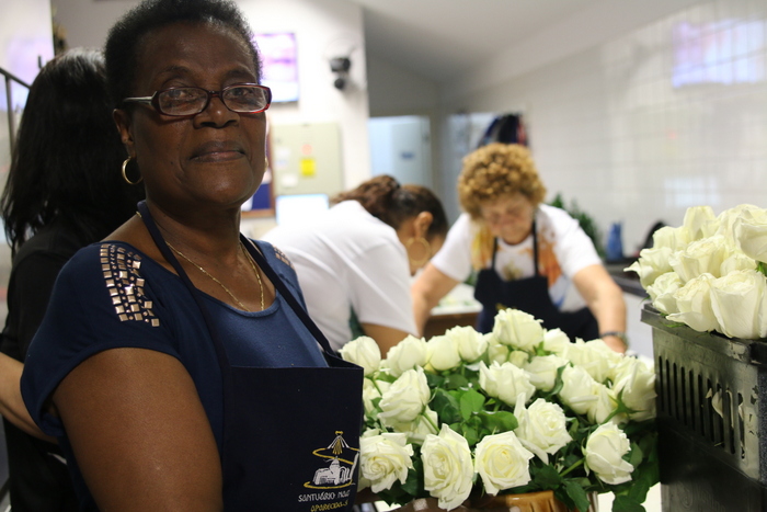 De romeira a voluntária, a história de Maria Lucia de Santos Dumont (Foto Elisangela Cavalheiro) De romeira a voluntária, a história de Maria Lucia de Santos Dumont (Foto Elisangela Cavalheiro)
