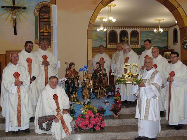 Padres da Diocese Jundiai em celebração de abertura do triênio para o jubileu de ouro em 2017 Padres da Diocese Jundiai em celebração de abertura do triênio para o jubileu de ouro em 2017