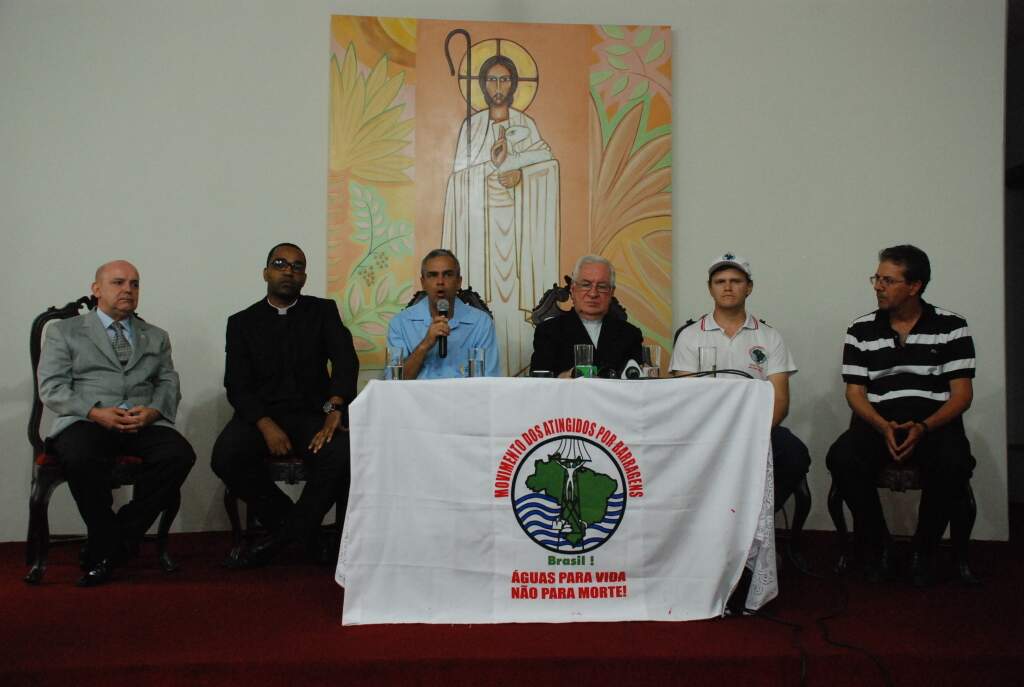 Coletiva Arq Mariana