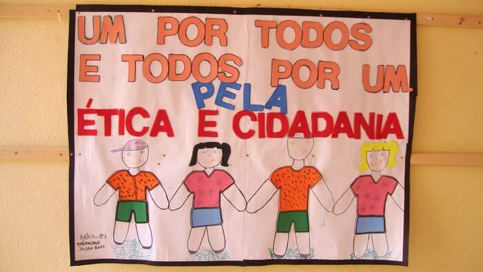 Cartaz elaborado por aluno da Escola de Educação Básica Joaquim Nabuco, Xanxerê, Santa Catarina, Brasil