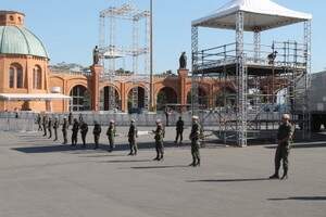 exercito_no_santuario
