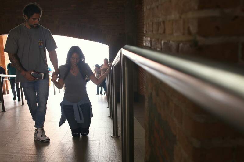 Marcos Mion e Suzana Gullo no Santuário Nacional - foto A12 Marcos Mion e Suzana Gullo no Santuário Nacional - foto A12