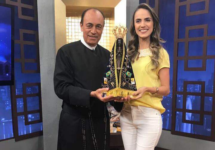 Jéssica Fernandes e Irmão Viveiros no Bênção da Noite Jéssica Fernandes e Irmão Viveiros no Bênção da Noite