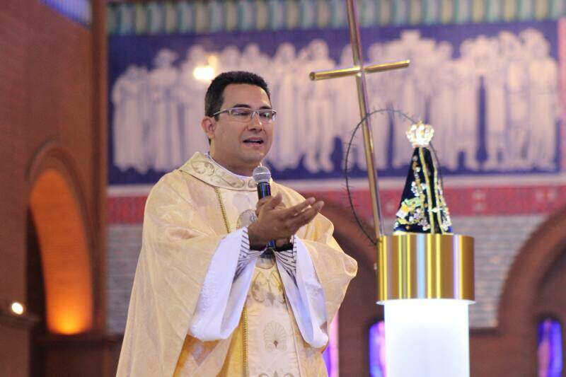 Missa do Sant&iacute;ssimo no 7&ordm; dia da Novena da Padroeira (foto: Ivan Simas)