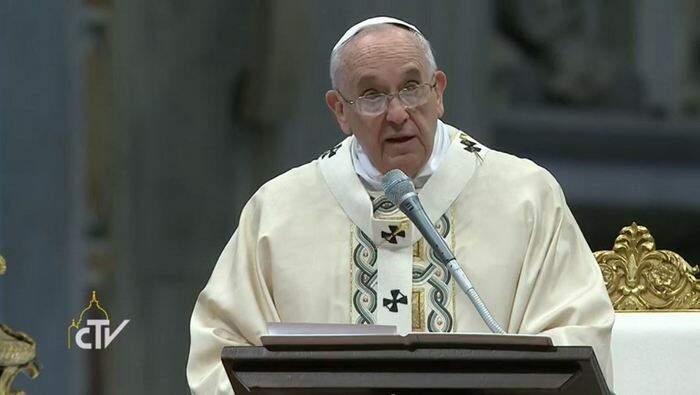 Papa preside missa na solenidade da Epifania do Senhor, no Vaticano