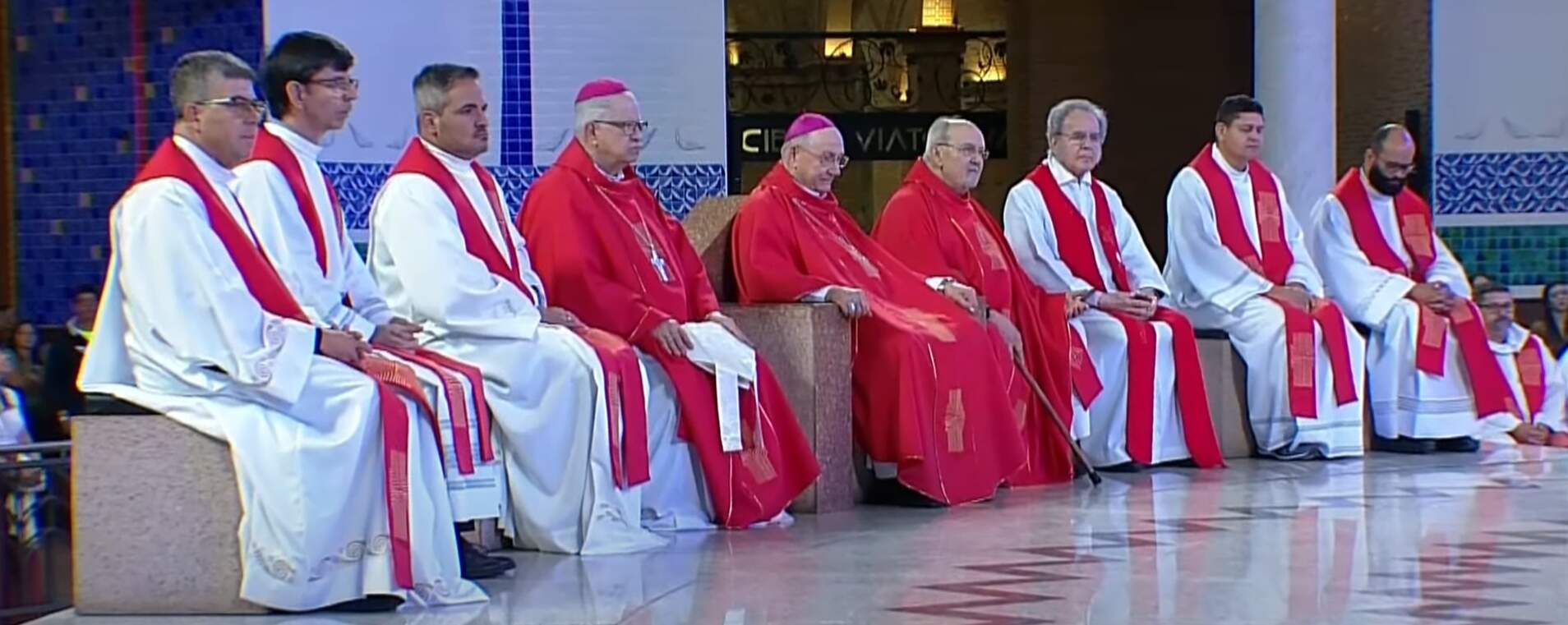 YouTube Santuário Nacional YouTube Santuário Nacional