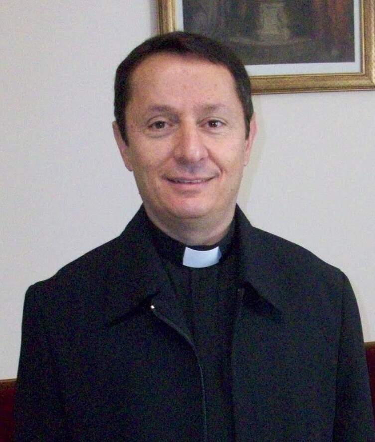 Padre Mário Marcelo Coelho