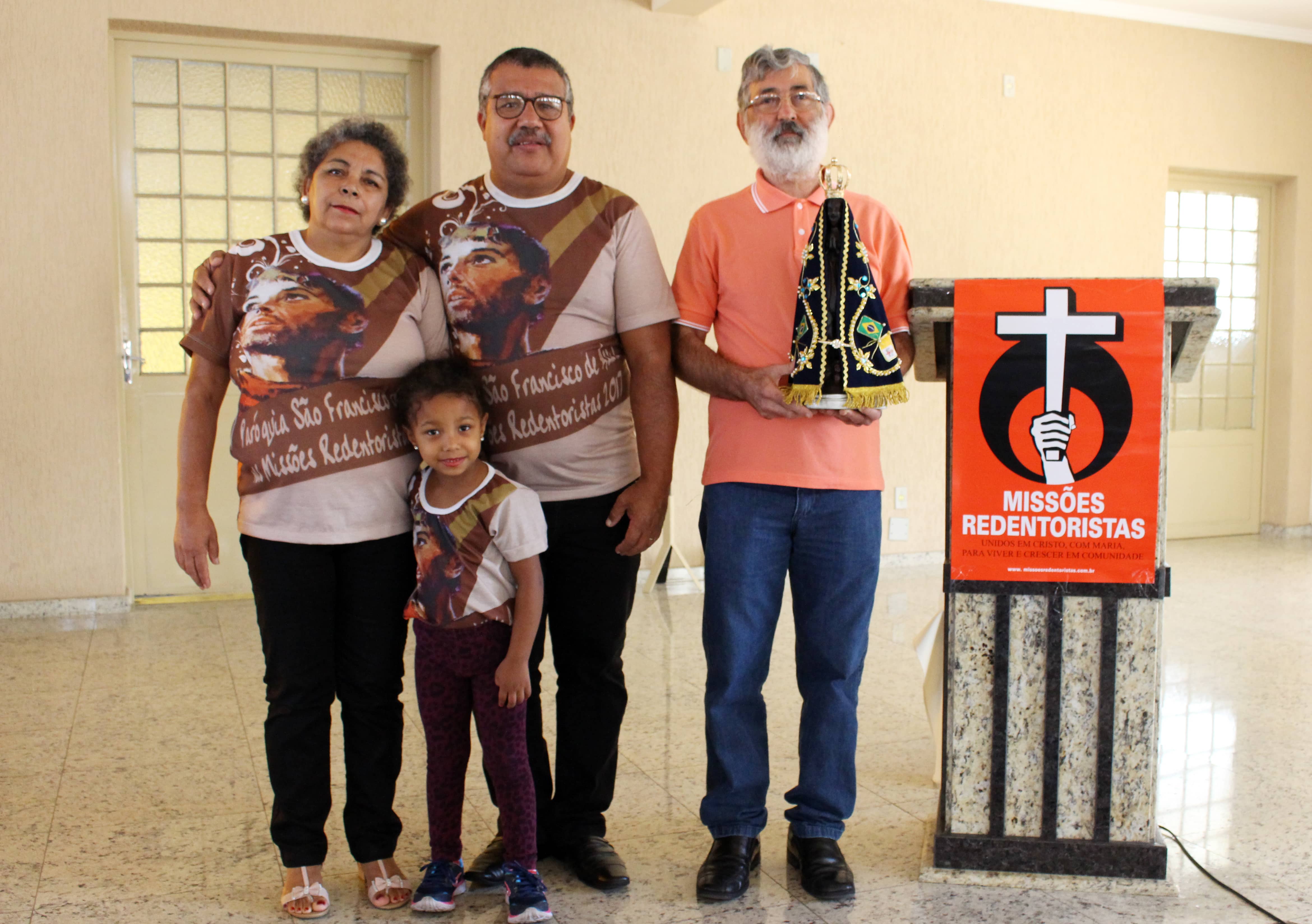 Família Galvão e Padre Mattos Santas Missões JS