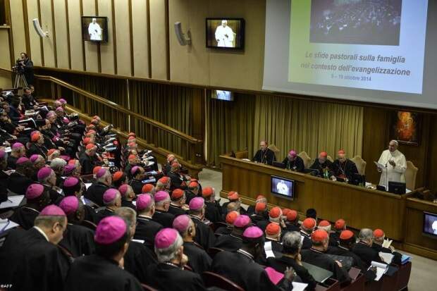 Papa Francisco primeira Congregacao Geral do Sinodo dos Bispos