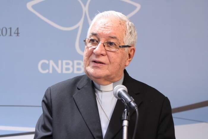 Primeira coletiva da 52&ordf; AG da CNBB (8)