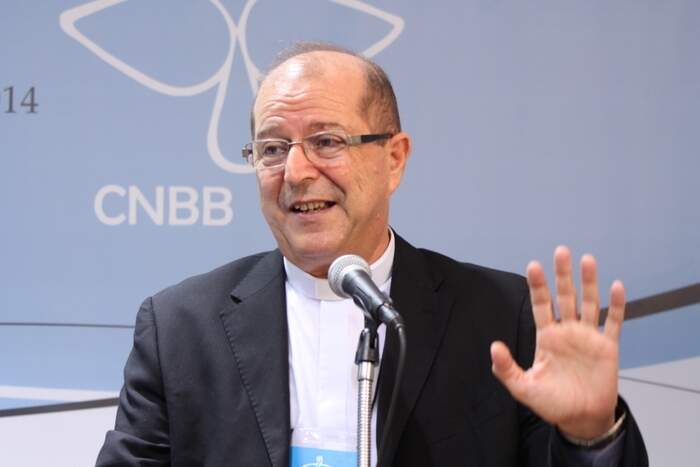 Primeira coletiva da 52&ordf; AG da CNBB (9)