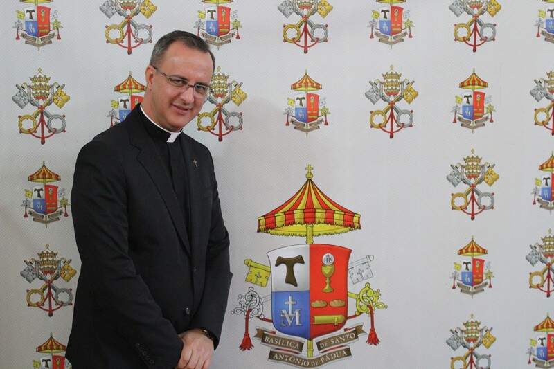 reitor_padre_leandro_ricardo_800x600 reitor_padre_leandro_ricardo_800x600