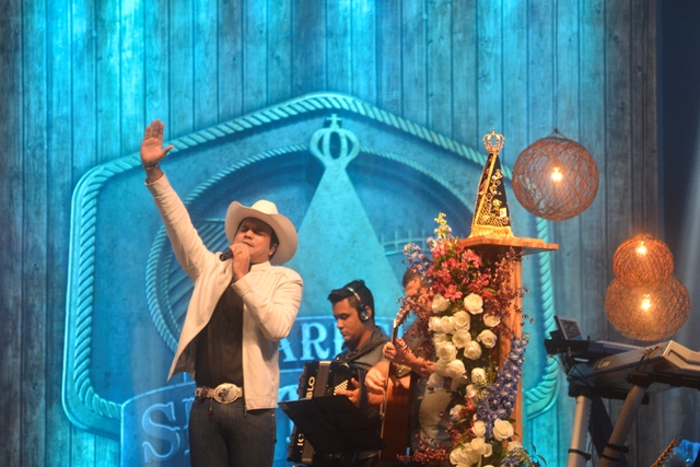 Show &lsquo;Aparecida Sertaneja Especial&rsquo; - 2&ordm; dia da novena 4 de outubro - Foto Thiago Leon
