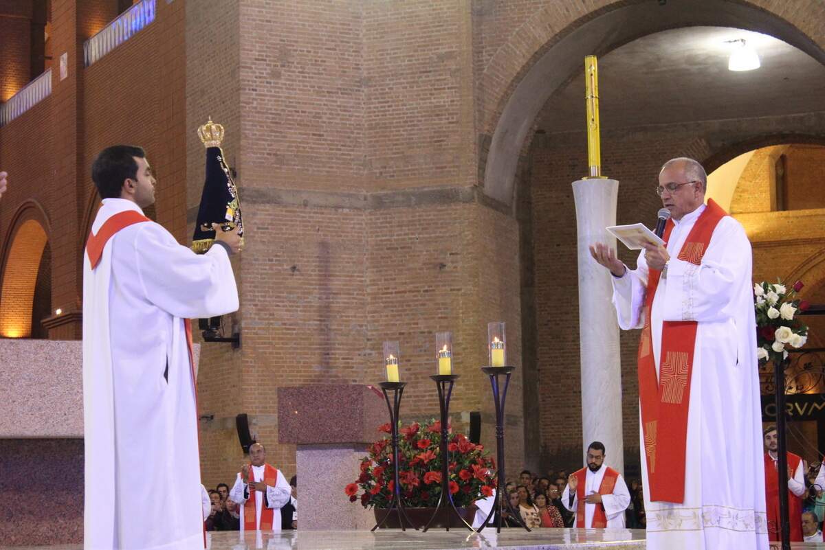 Diocese de Guanh&atilde;es (MG) recebe Imagem peregrina dos 300 anos Fotos: A12.com