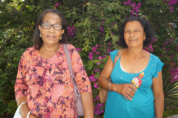 socia_julia_pires_veio_ao_clube_e_trouxe_a_amiga_hilda_silva_para_participar_para_de_minas_mg