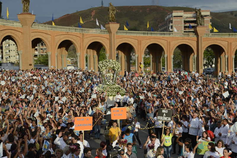 Prociss&atilde;o Solene de 2013 (Thiago Leon)