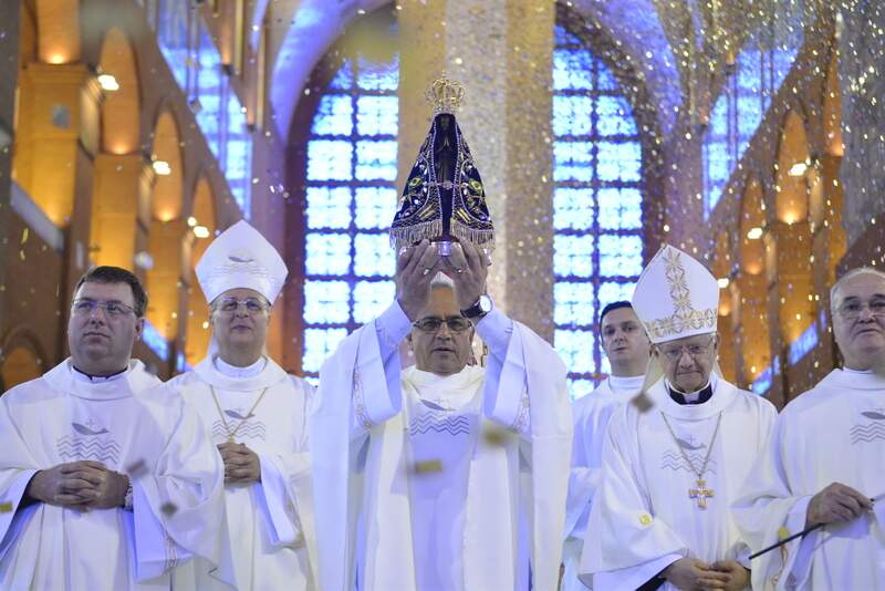 Missa solene a Nossa Senhora Aparecida - Thiago Leon