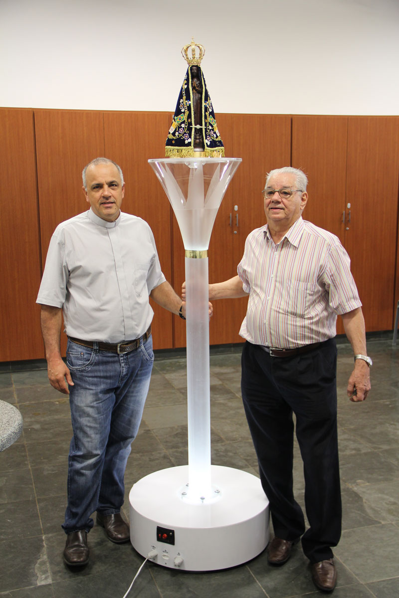 Trono da imagem para a Festa da Padroeira 2015_foto: Matheus Andrade